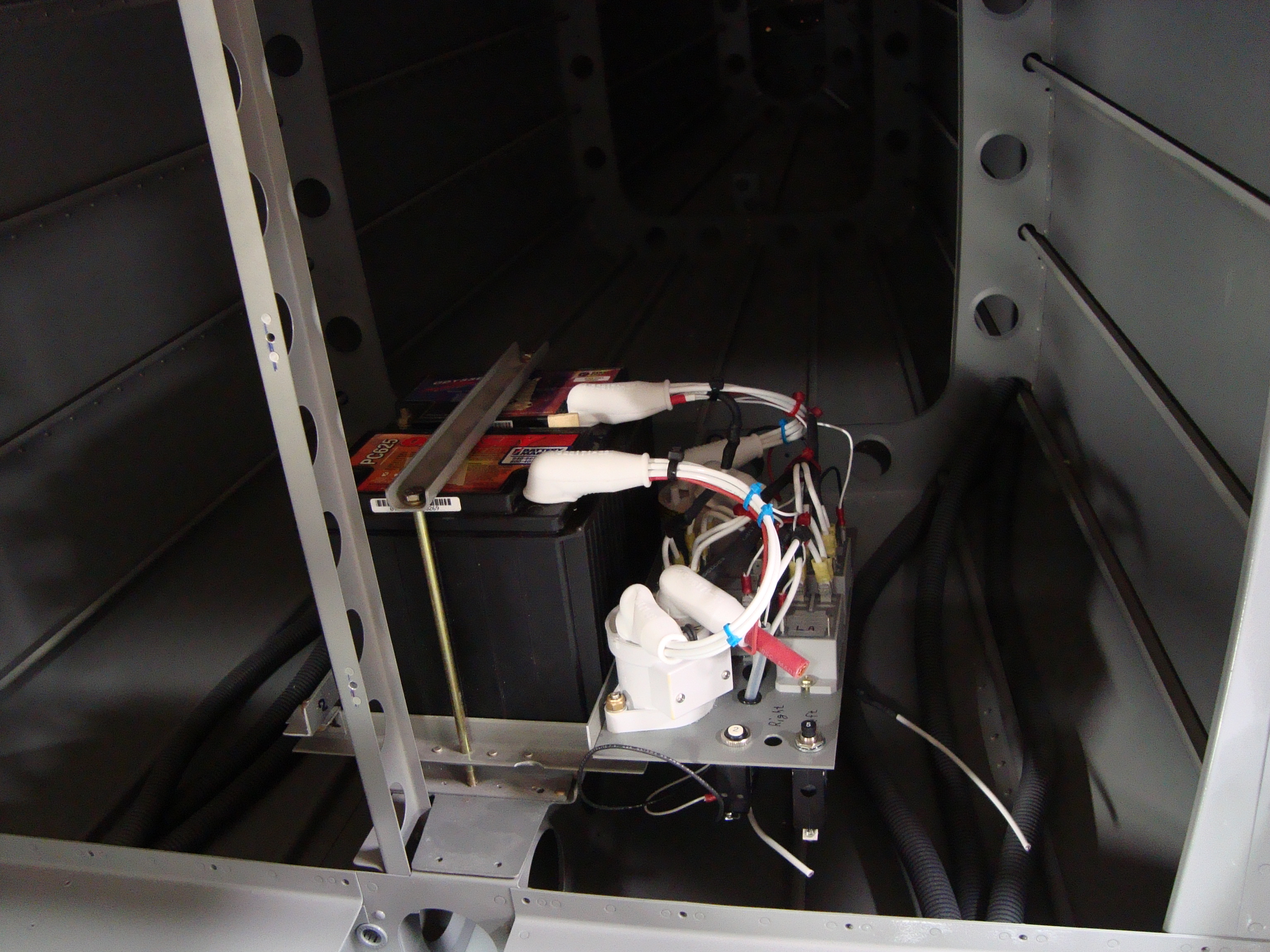 Battery_mount_#2.jpg