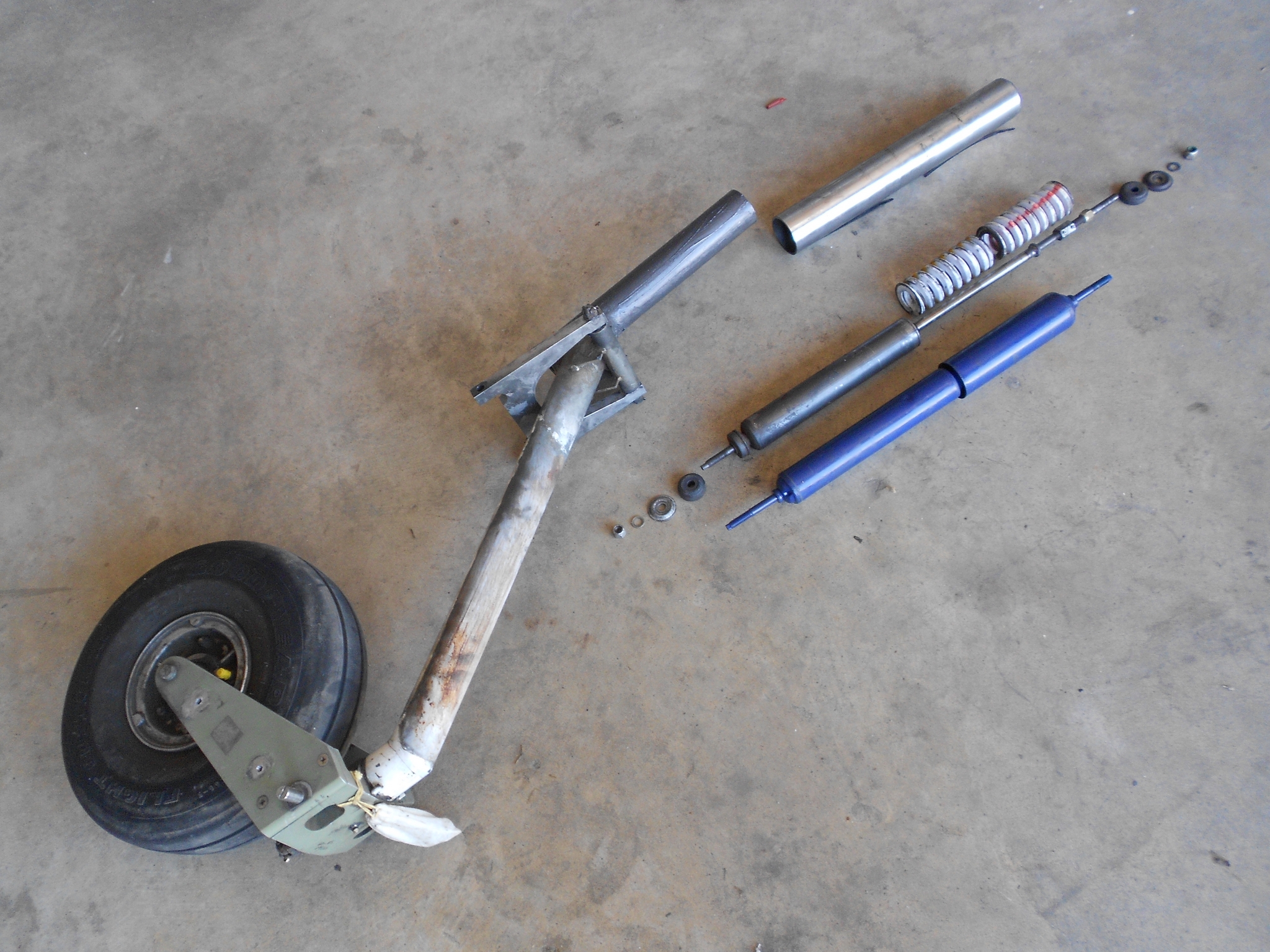 Nose_Wheel_Assembly.JPG