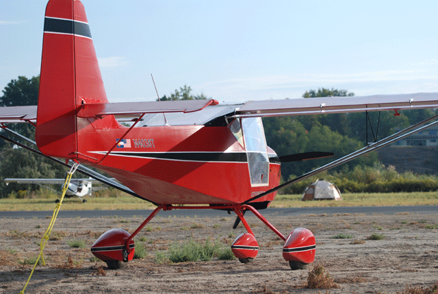 flyin-pic-3.gif