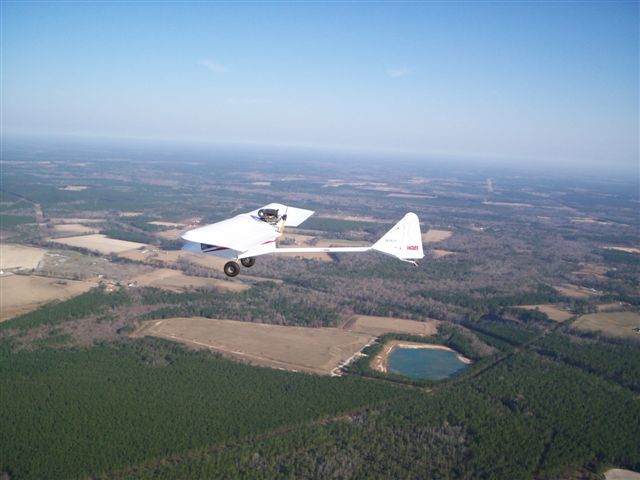 Merry Dawn in flight6.jpg